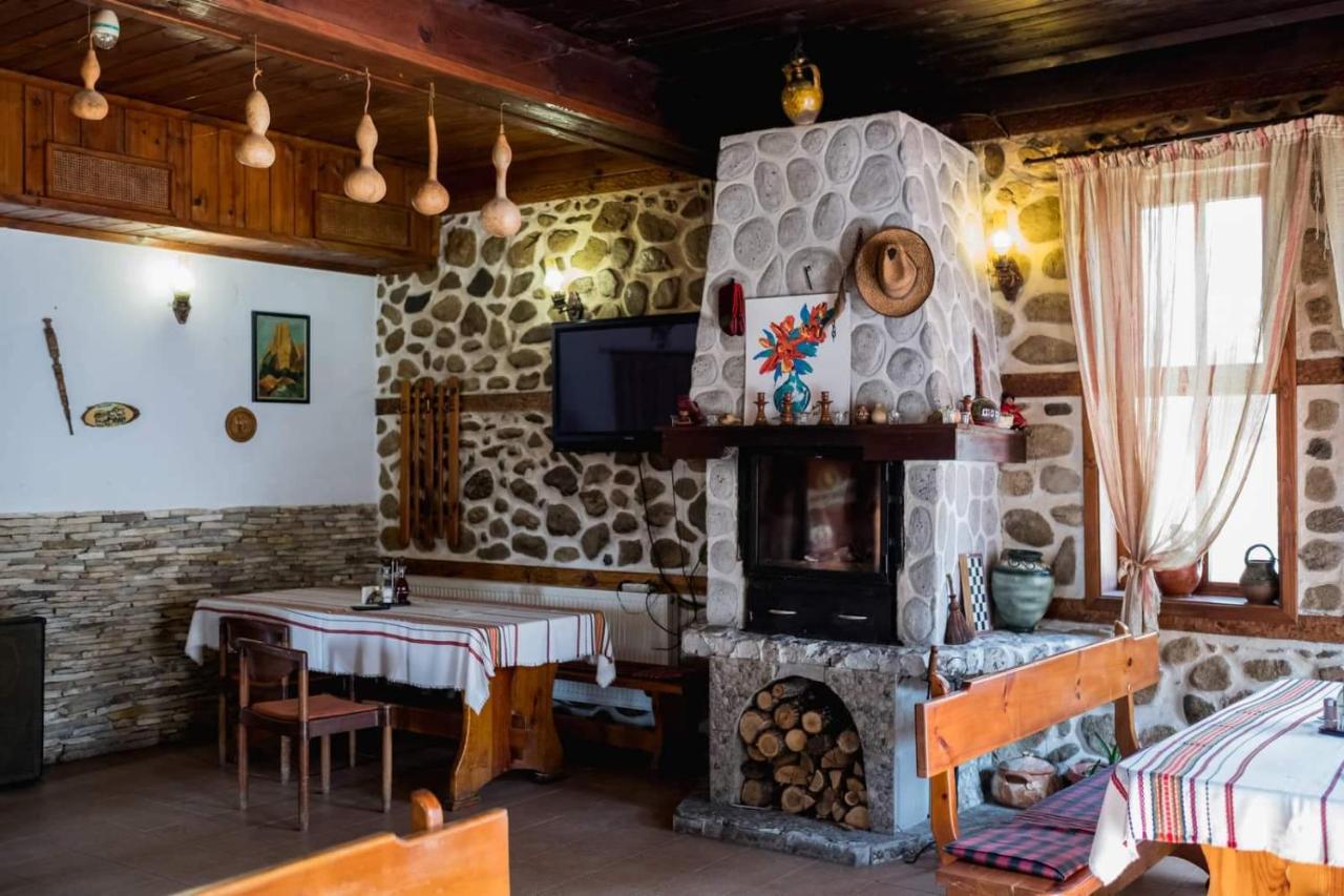 Стария Чинар Мелник Hotell Exteriör bild